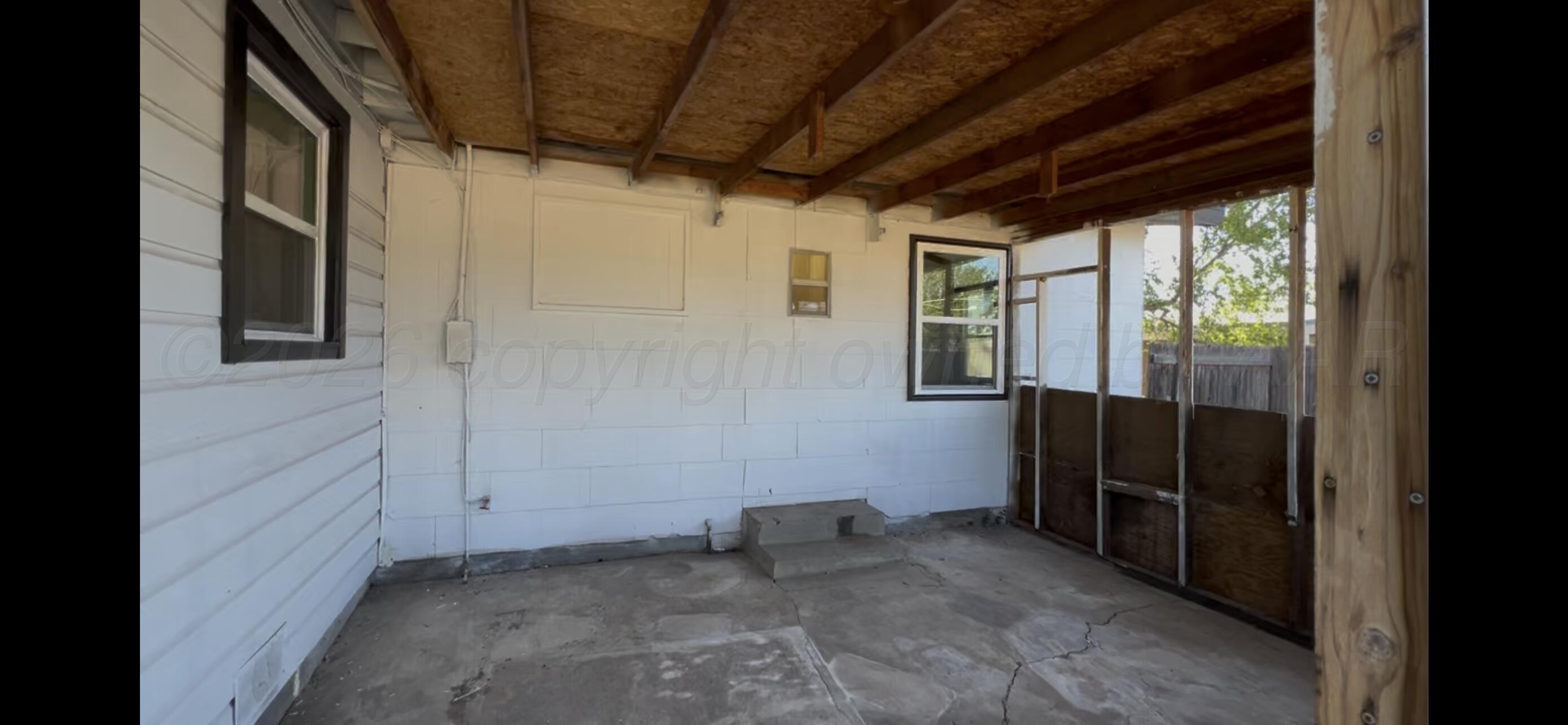 4410 South Ong Street Amarillo, TX 79110 - Photo 19 of 22 a view of a porch