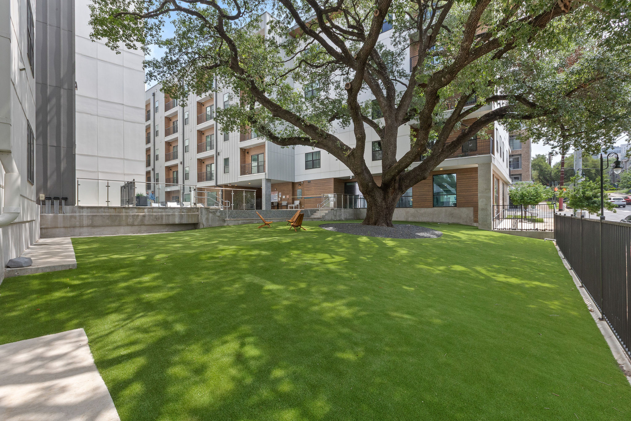 2500 Longview Street, Unit 202 Austin, TX 78705 - Photo 35 of 40