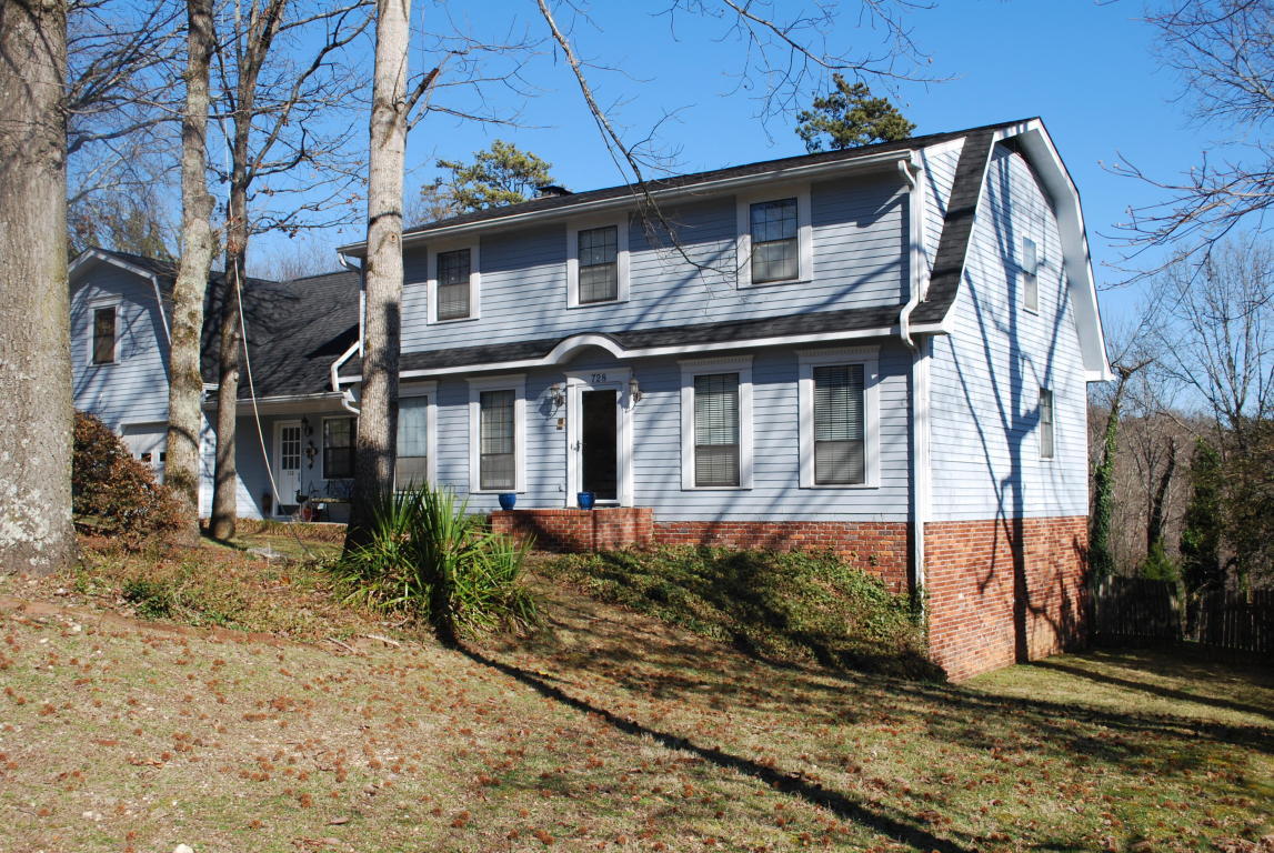 728 Stone Crest Circle Chattanooga, TN 37421 - Photo 2 of 23 728 Stone Crest ext side