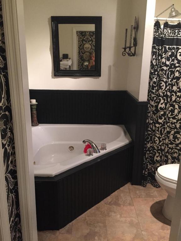 728 Stone Crest Circle Chattanooga, TN 37421 - Photo 15 of 23 stone crest master tub