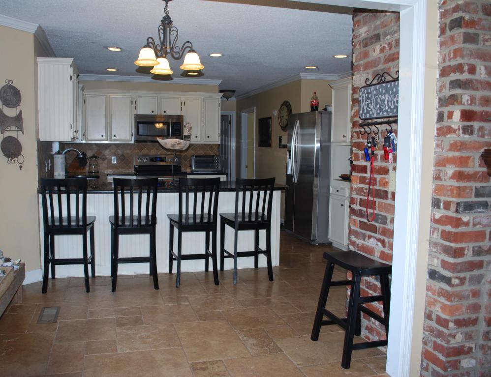 728 Stone Crest Circle Chattanooga, TN 37421 - Photo 8 of 23 728 Stone Crest kitchen