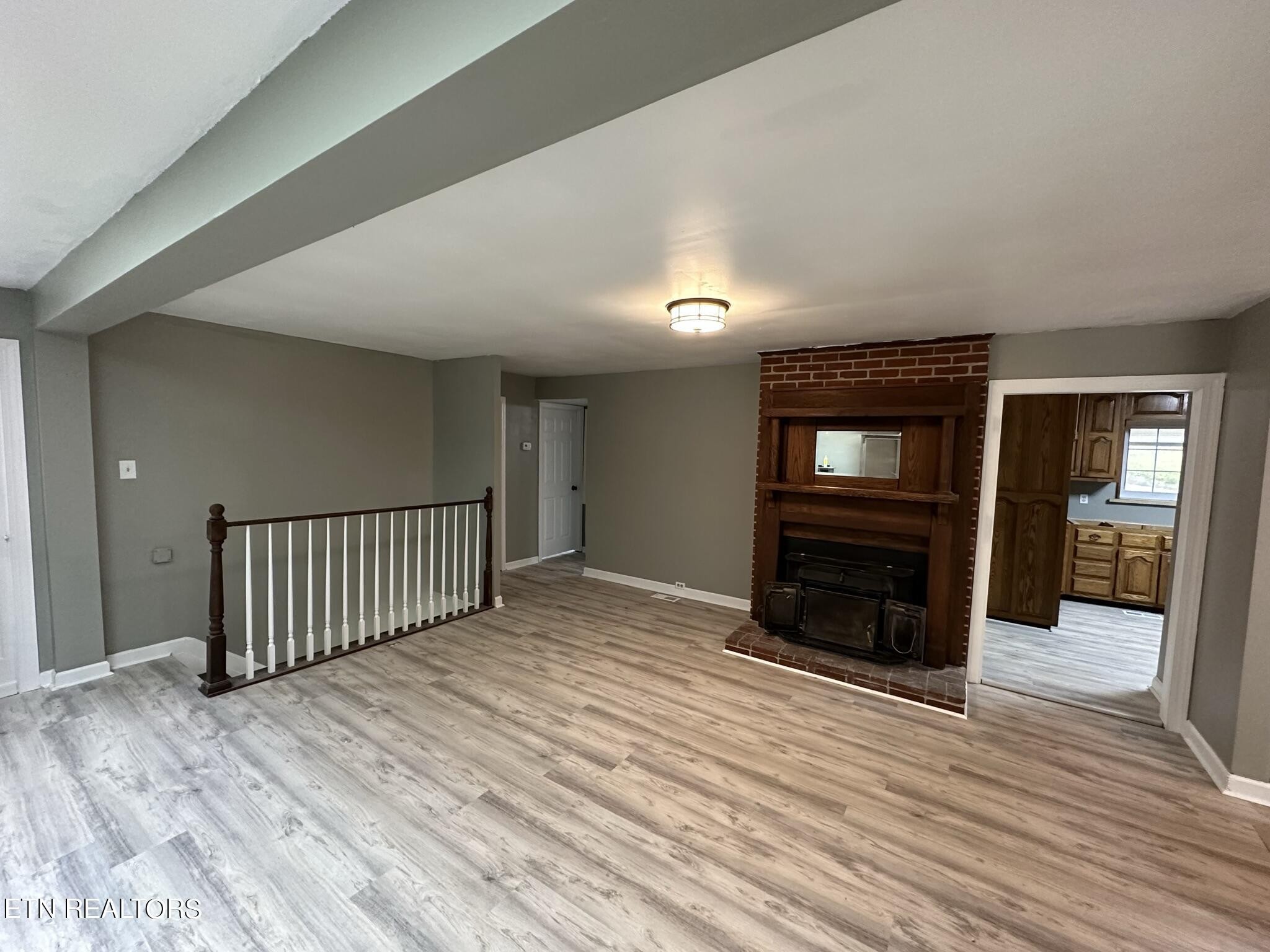174 California Avenue Oak Ridge, TN 37830 - Photo 2 of 26 Gallery Image 2