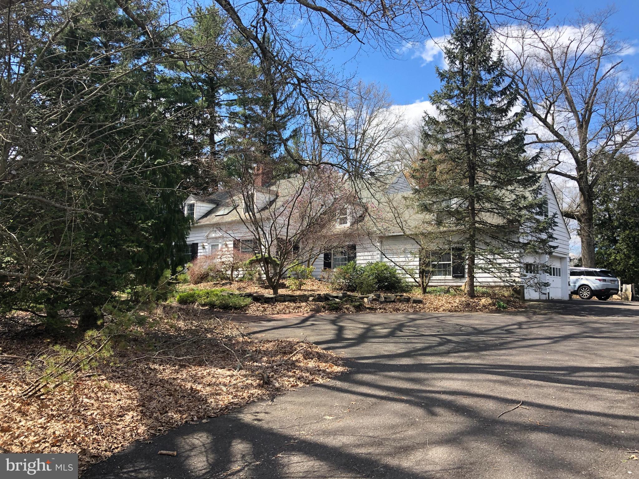 409 Plymouth Road Ambler, PA 19002 - Photo 2 of 12 Exterior