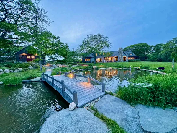 $6,100,000 | 60 Meetinghouse Road, Chilmark, MA 02535