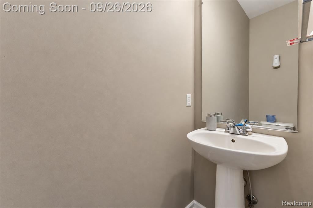 2051 Vanderbilt Road Canton, MI 48188 - Photo 27 of 45 Gallery Image 27