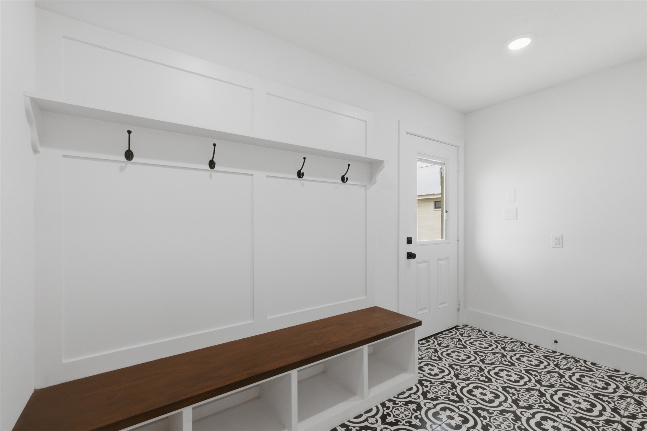 1589 County Road 252 Anderson, TX 77830 - Photo 42 of 50 a room with a white cabinet and vanity