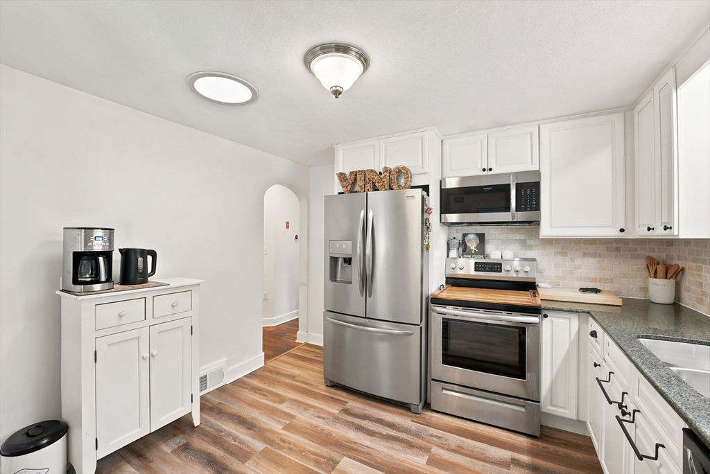 161 Stony Hill Road Wilbraham, MA 01095 - Photo 8 of 39