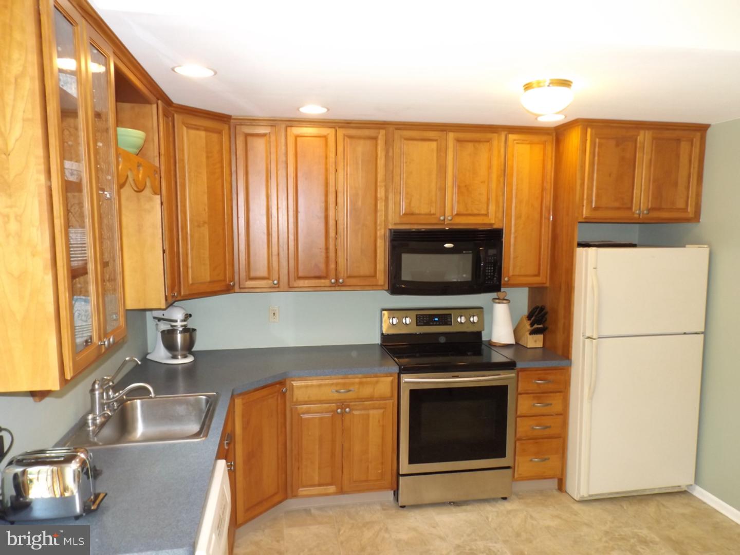 4374 Golden Key Road Kempton, PA 19529 - Photo 6 of 25 Kitchen