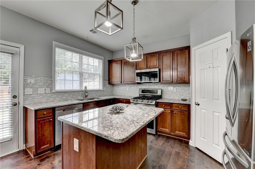 450 Hillingdon Way Suwanee, GA 30024 - Photo 24 of 71