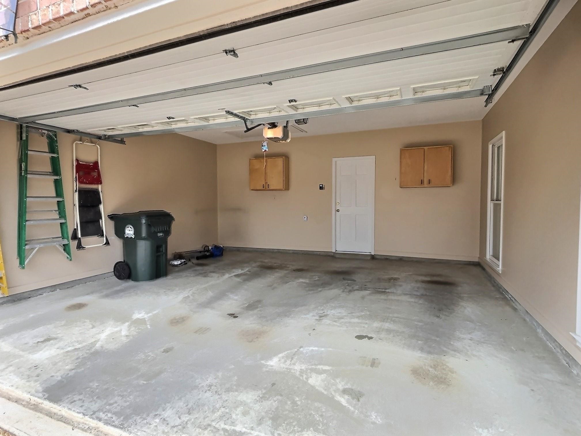 1748 Higginson Square Collierville, TN 38017 - Photo 21 of 23 a view of livingroom with table and chair