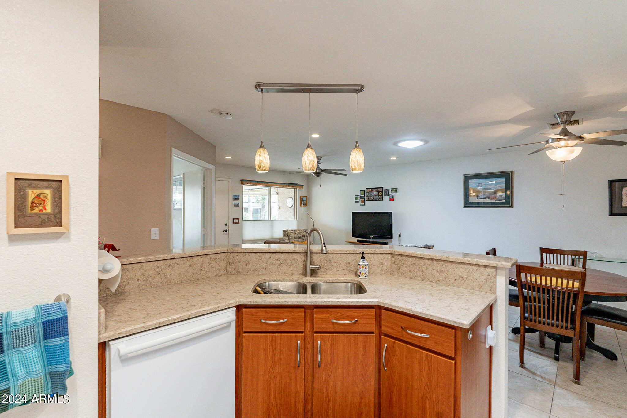 14300 West Bell Road, Unit 227 Surprise, AZ 85374 - Photo 4 of 19 Kitchen2