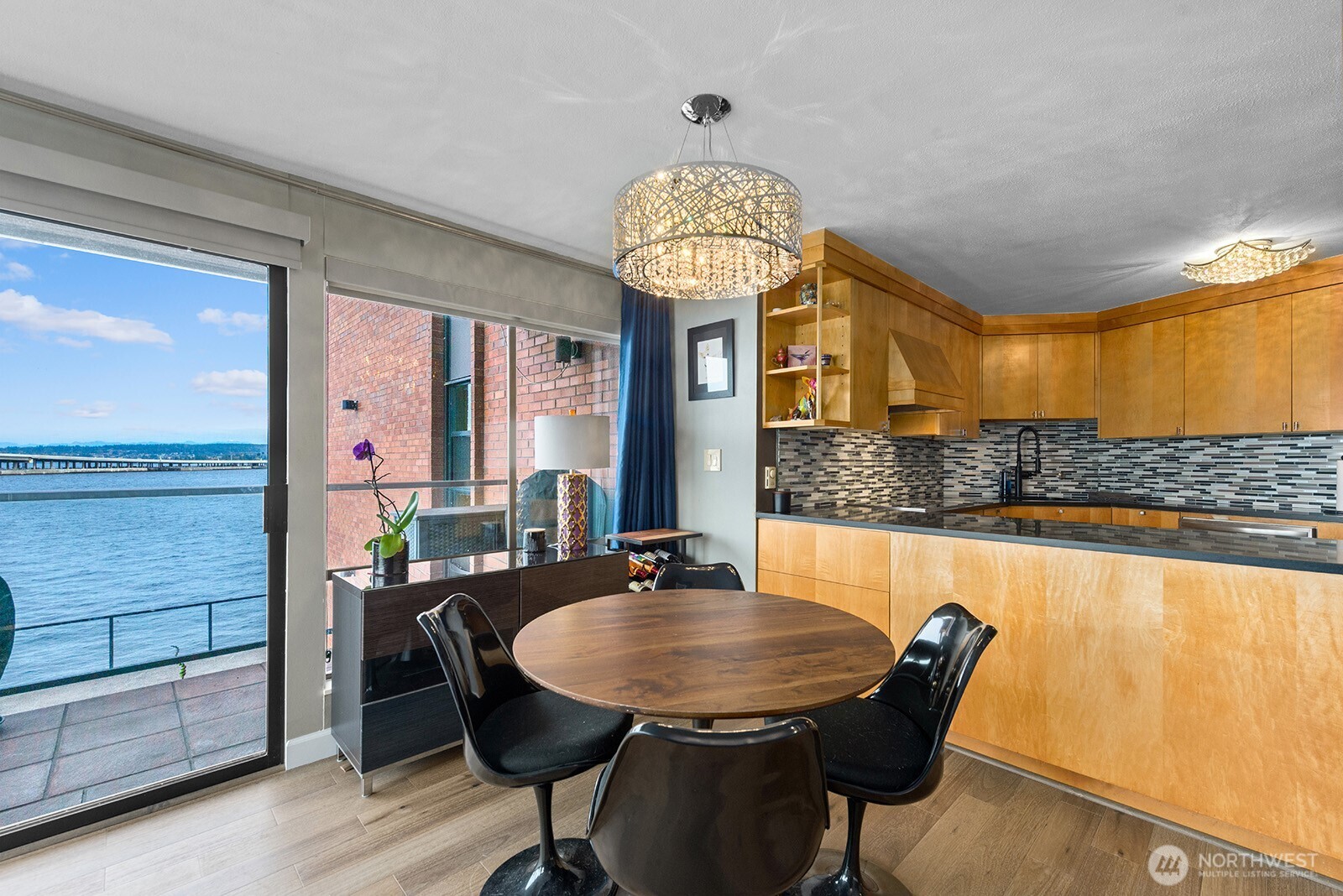 2360 43rd Avenue East, Unit 214 Seattle, WA 98112 - Photo 6 of 34