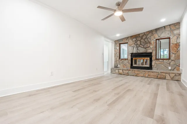 $409,000 | 209 Hawthorne Circle, Fort Walton Beach, FL 32547