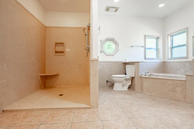 $409,000 | 209 Hawthorne Circle, Fort Walton Beach, FL 32547