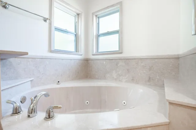 $409,000 | 209 Hawthorne Circle, Fort Walton Beach, FL 32547