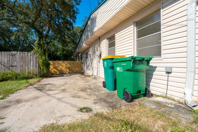 $409,000 | 209 Hawthorne Circle, Fort Walton Beach, FL 32547