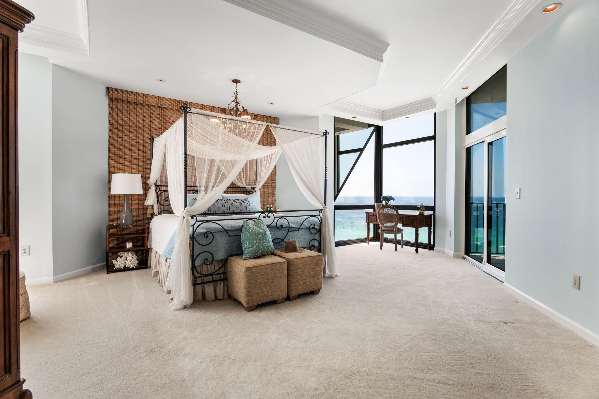 950 Highway 98, Unit 7101 Destin, FL 32541 - Photo 43 of 74 a view of living room with furniture and floor to ceiling window