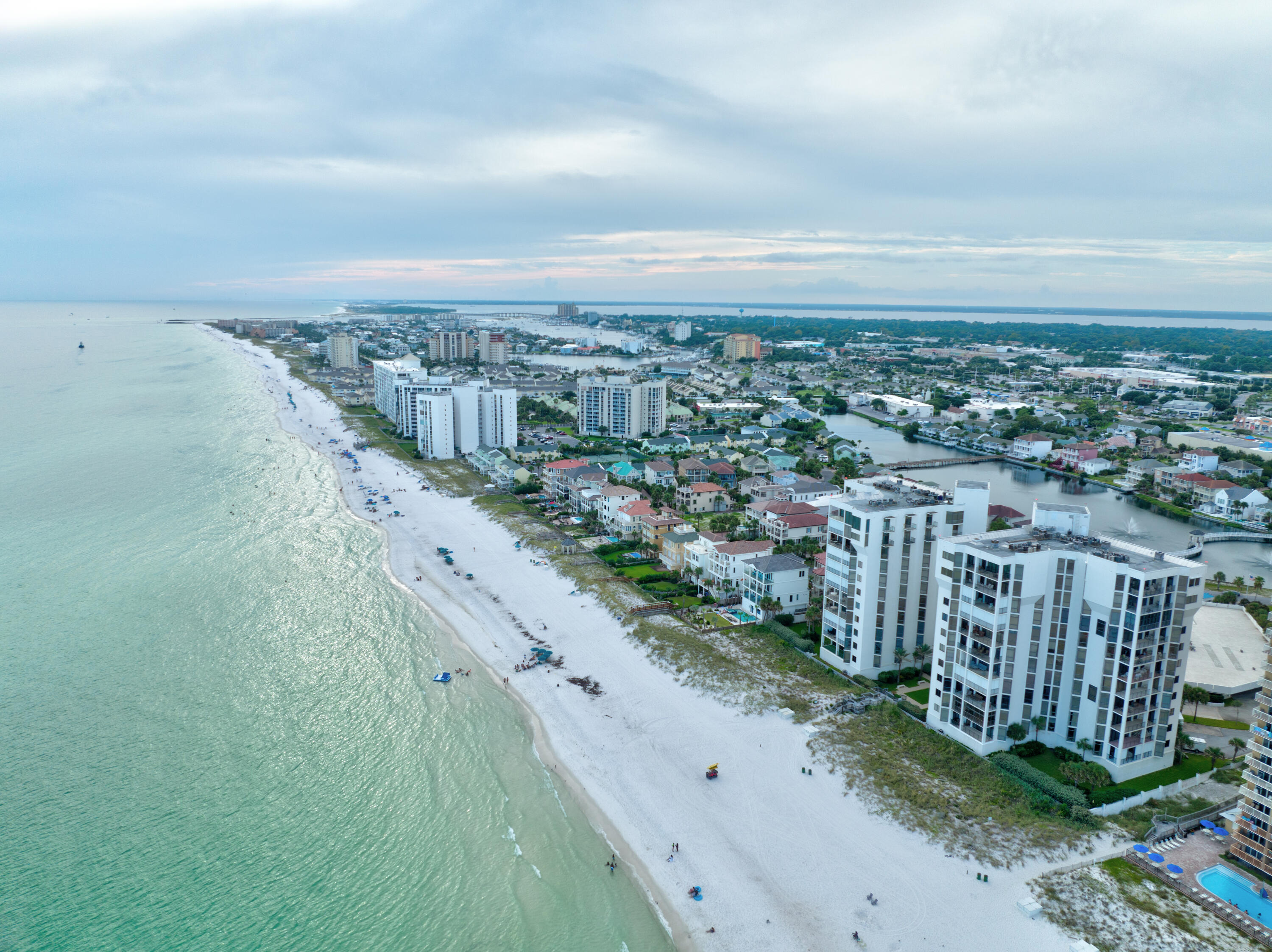 950 Highway 98, Unit 7101 Destin, FL 32541 - Photo 71 of 74 950 US 98 Unit 7101 DRONE-015