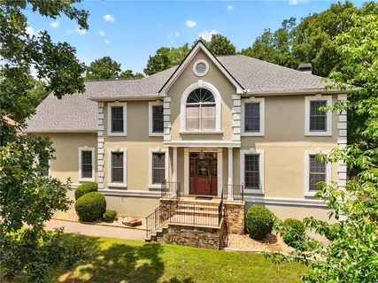 $875,000 | 5490 Hampstead Way, Johns Creek, GA 30097
