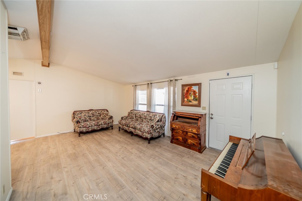 10200 Johnson Road, Unit 55 Phelan, CA 92371 - Photo 4 of 35