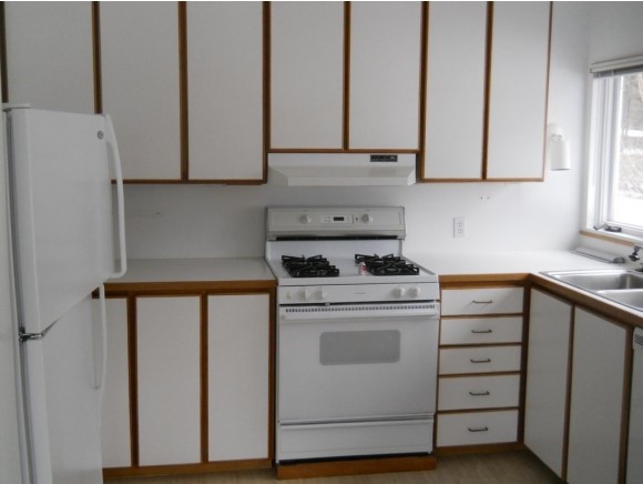 1695 Perry Hill Road Waterbury, VT 05676 - Photo 6 of 13