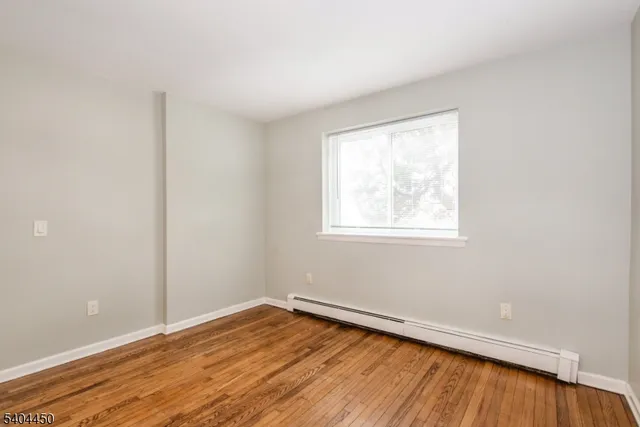 $1,850 | 191 North Beverwyck Road, Unit 1, Lake Hiawatha, NJ 07034