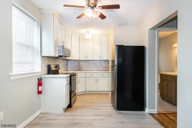 $1,850 | 191 North Beverwyck Road, Unit 1, Lake Hiawatha, NJ 07034