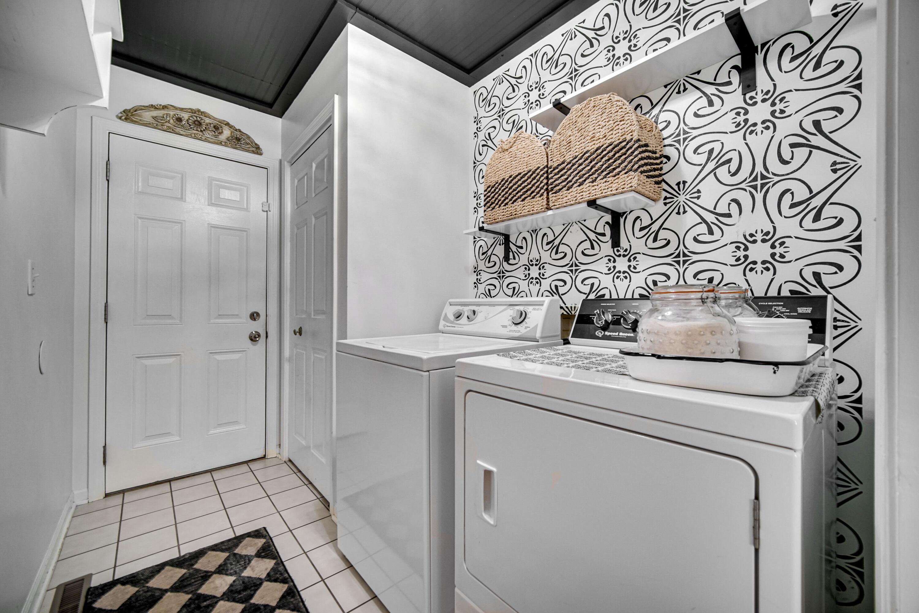 950 Port Circle Hobart, IN 46342 - Photo 17 of 23 3000x2000