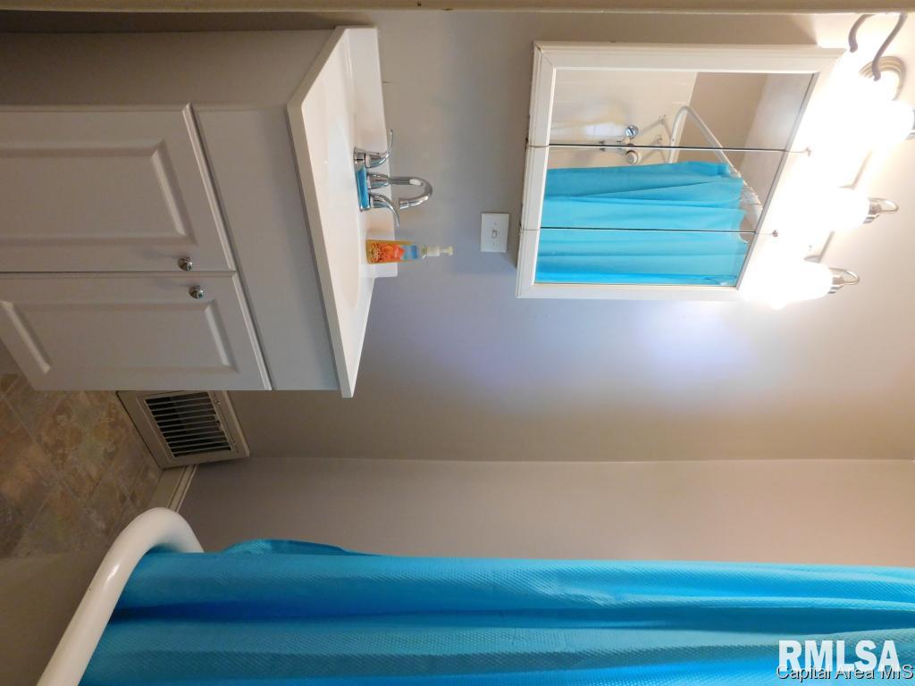 1251 Monument Avenue Springfield, IL 62702 - Photo 15 of 28