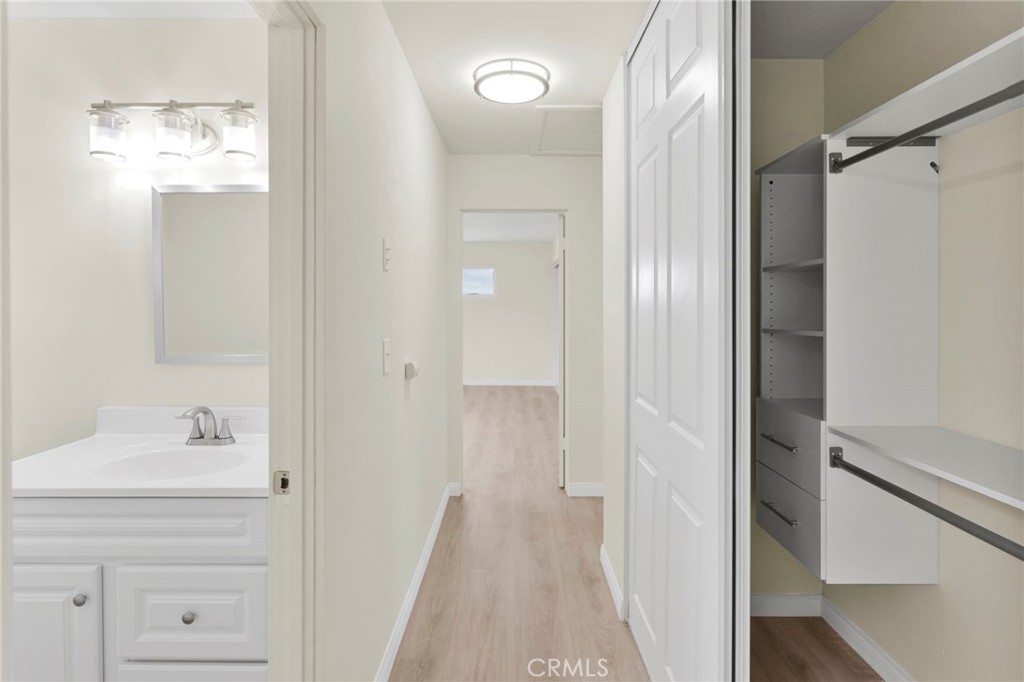 47424 Paddington Landers, CA 92285 - Photo 15 of 67 a bathroom with a sink and a mirror