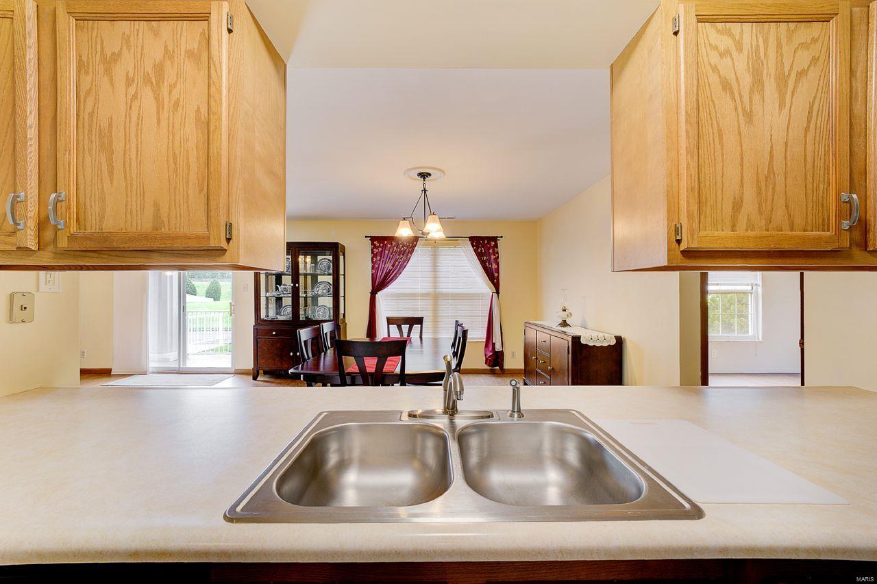 1122 Sunbolt Drive, Unit A St. Louis, MO 63129 - Photo 12 of 21