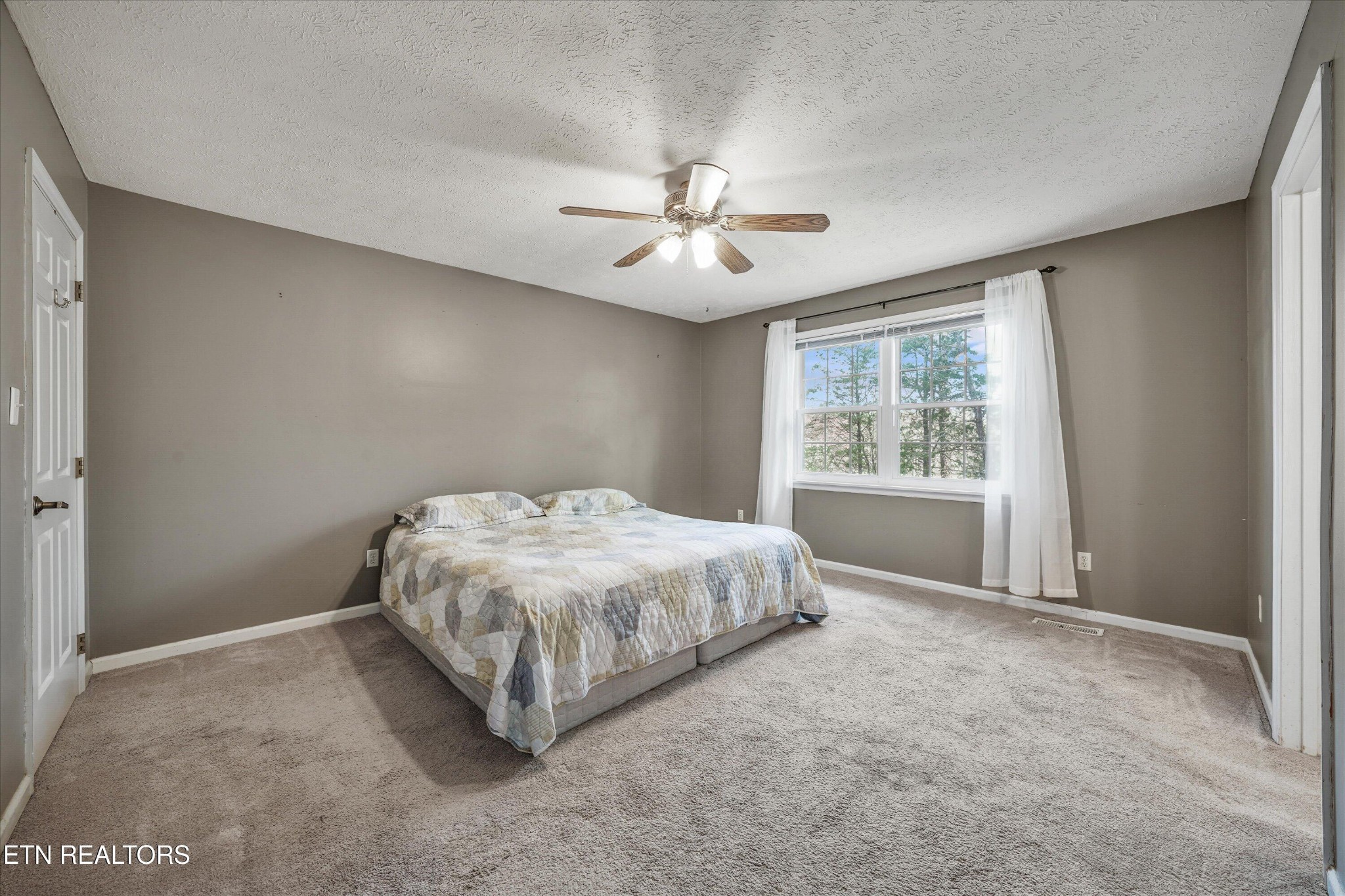 101 Hooper Court Oak Ridge, TN 37830 - Photo 13 of 40