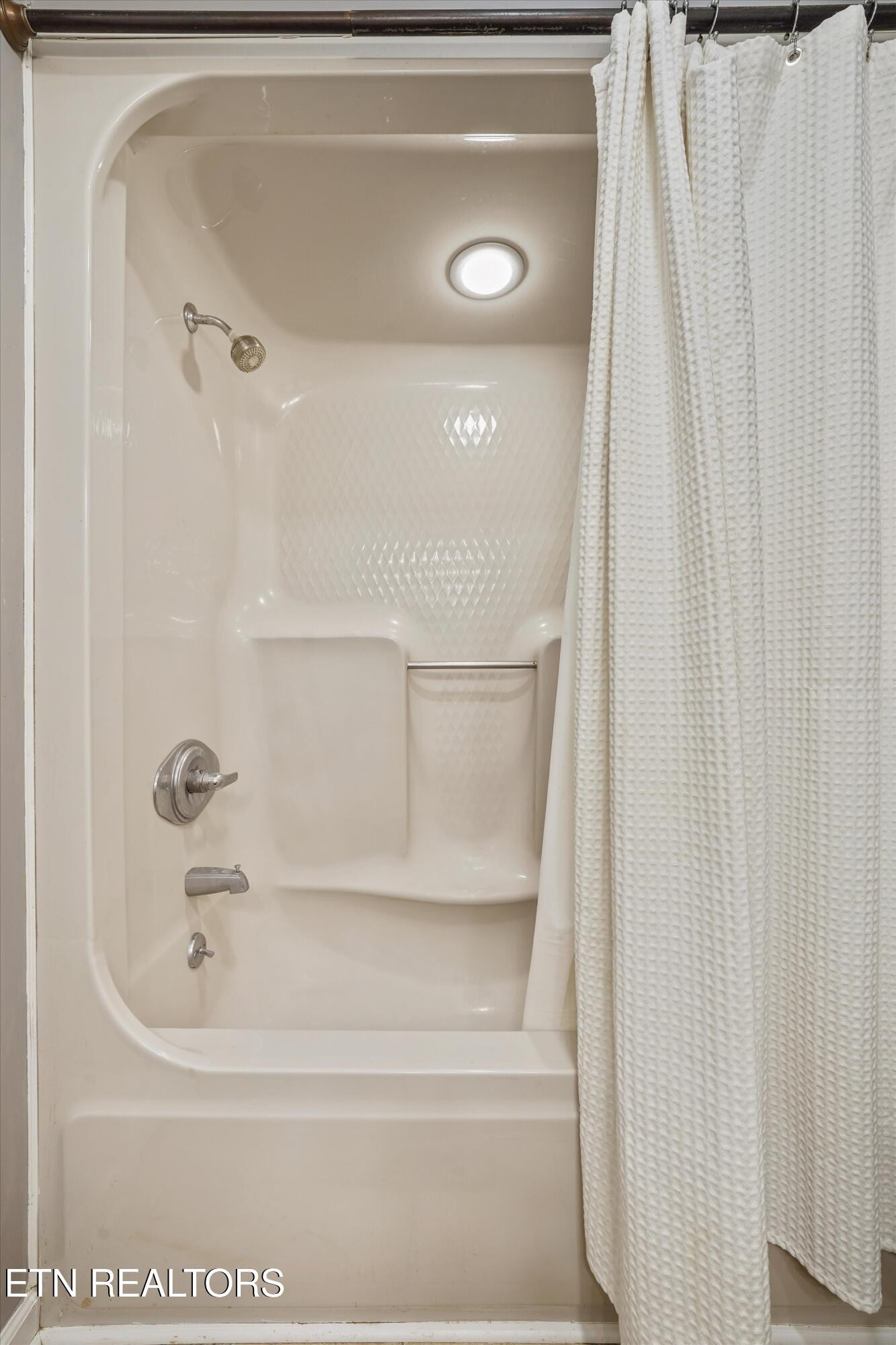 101 Hooper Court Oak Ridge, TN 37830 - Photo 17 of 40