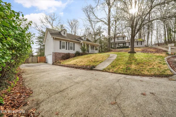 $389,870 | 101 Hooper Court, Oak Ridge, TN 37830