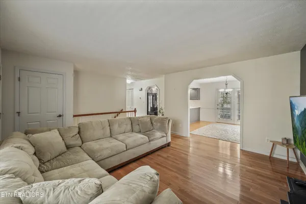 $389,870 | 101 Hooper Court, Oak Ridge, TN 37830