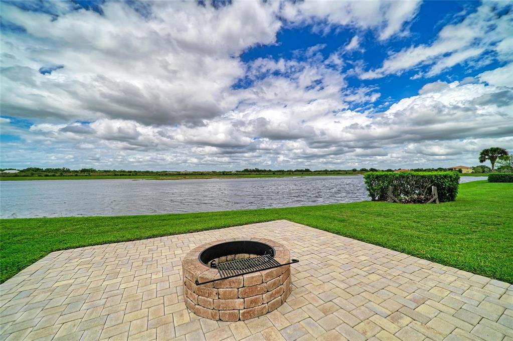 8438 Webber Road Sarasota, FL 34240 - Photo 14 of 68 Gallery Image 14