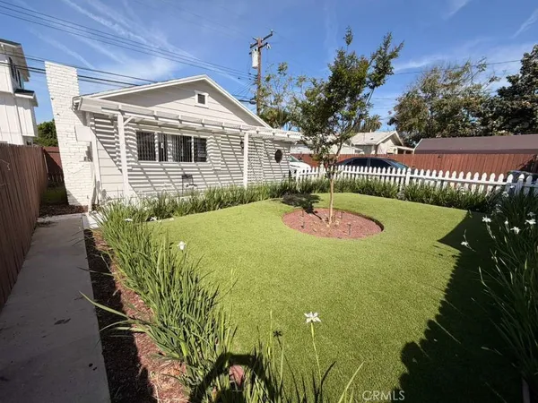 $1,950 | 7641-7643 Washington Avenue, Whittier, CA 90602