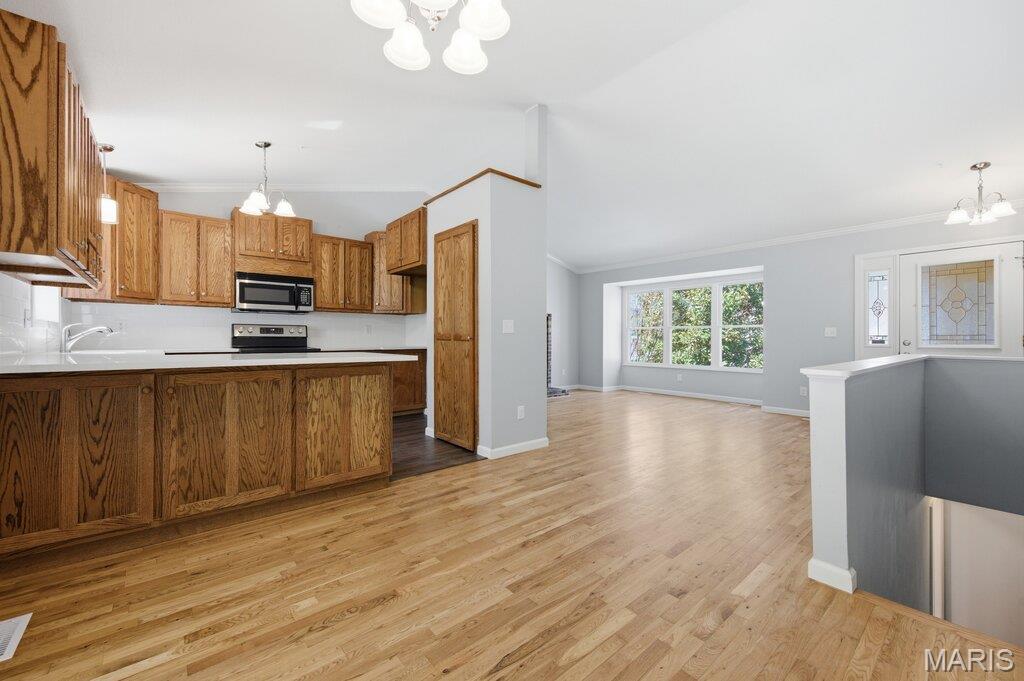 704 Ginger Wood Court Ballwin, MO 63021 - Photo 11 of 36
