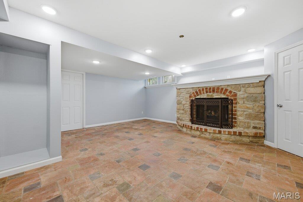 704 Ginger Wood Court Ballwin, MO 63021 - Photo 21 of 36