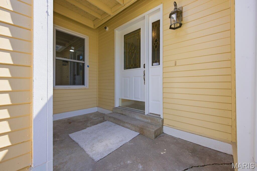 704 Ginger Wood Court Ballwin, MO 63021 - Photo 4 of 36