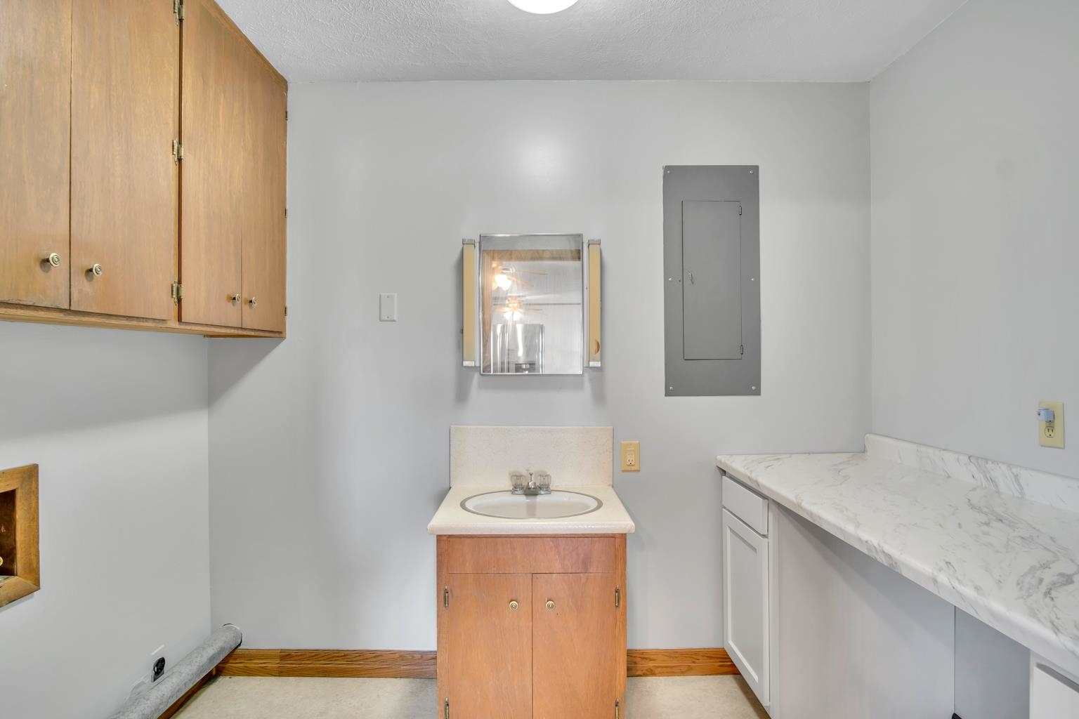 2044 Arrowhead Road Moundridge, KS 67107 - Photo 29 of 36