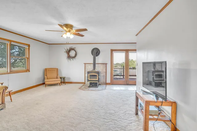 $209,900 | 2044 Arrowhead Road, Moundridge, KS 67107