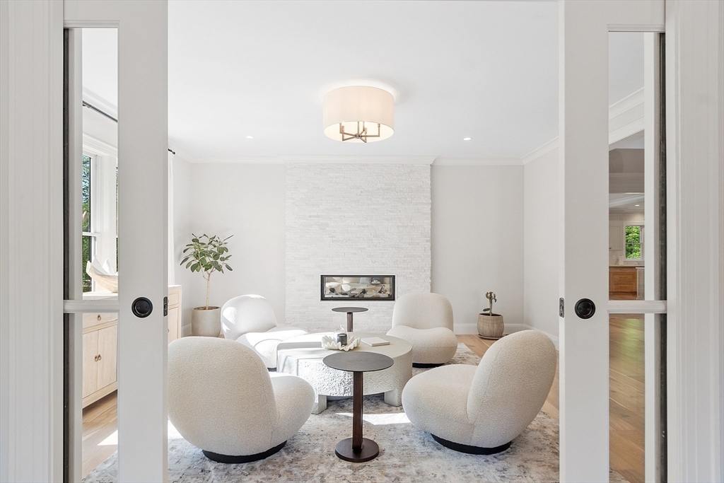 65 Locust Avenue Lexington, MA 02421 - Photo 11 of 42