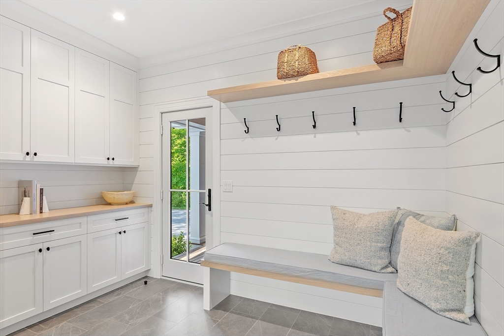 65 Locust Avenue Lexington, MA 02421 - Photo 23 of 42