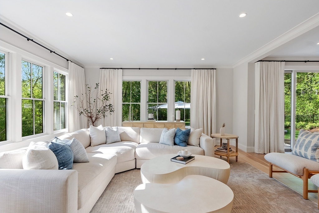 65 Locust Avenue Lexington, MA 02421 - Photo 7 of 42