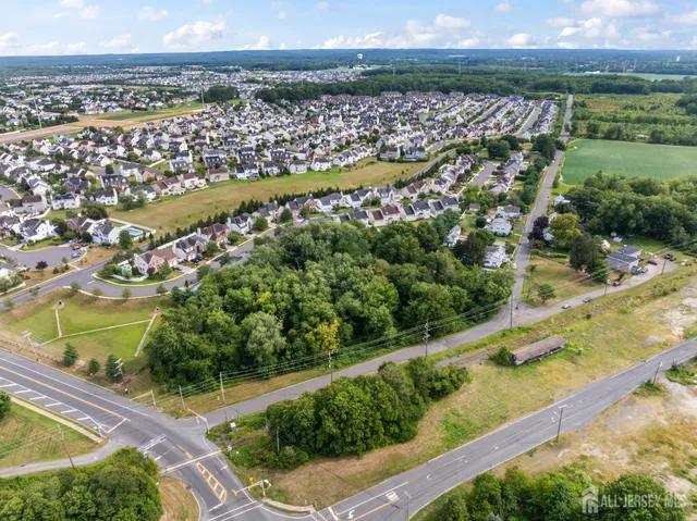 $1,150,000 | 95 Halsey Reed Road, Monroe Township, NJ 08831