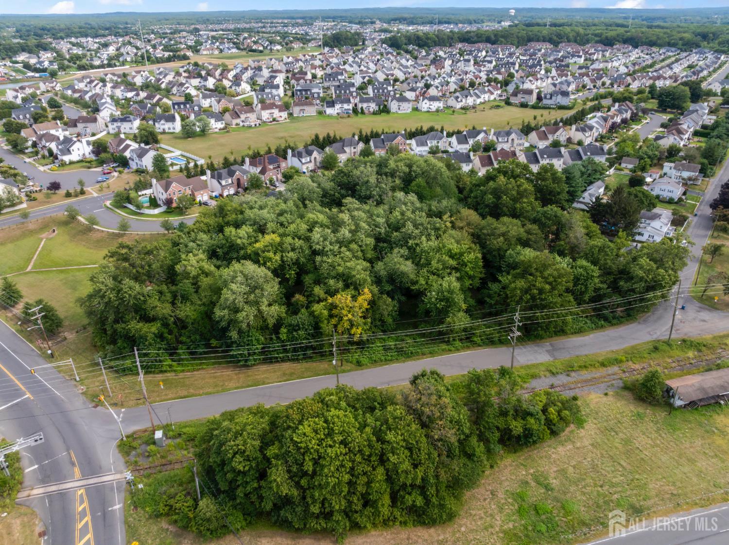 95 Halsey Reed Road Monroe Township, NJ 08831 - Photo 7 of 12