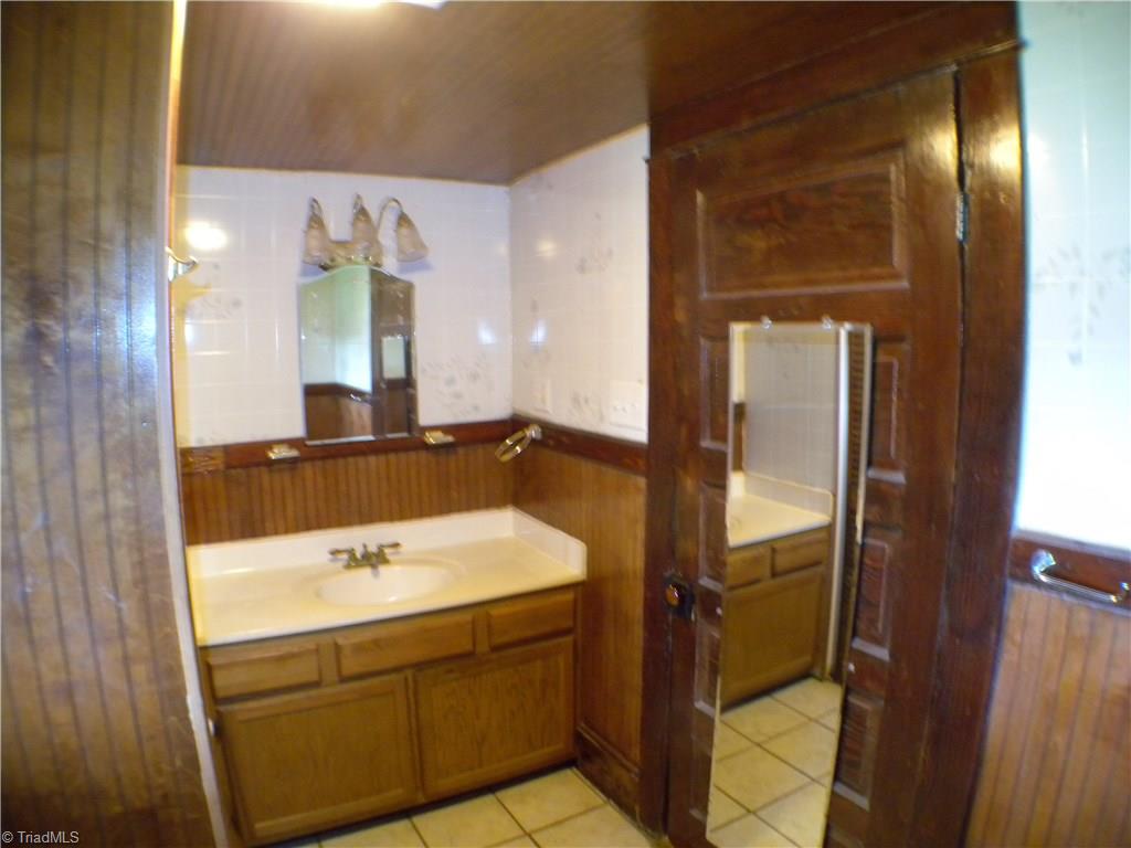5225 Salem Road Walkertown, NC 27051 - Photo 18 of 20 Gallery Image 18