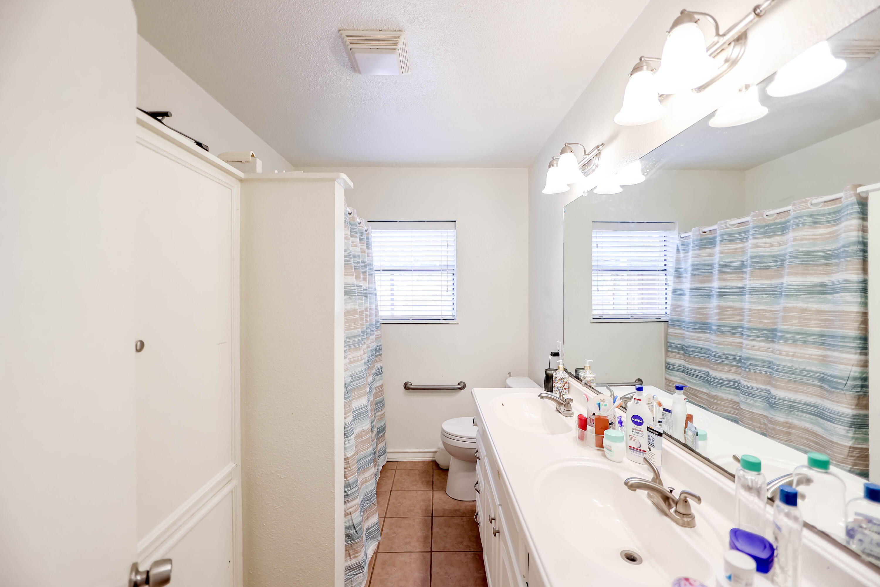 3317 32nd Street Lubbock, TX 79410 - Photo 38 of 39 3317_32NDST_RHEA-41