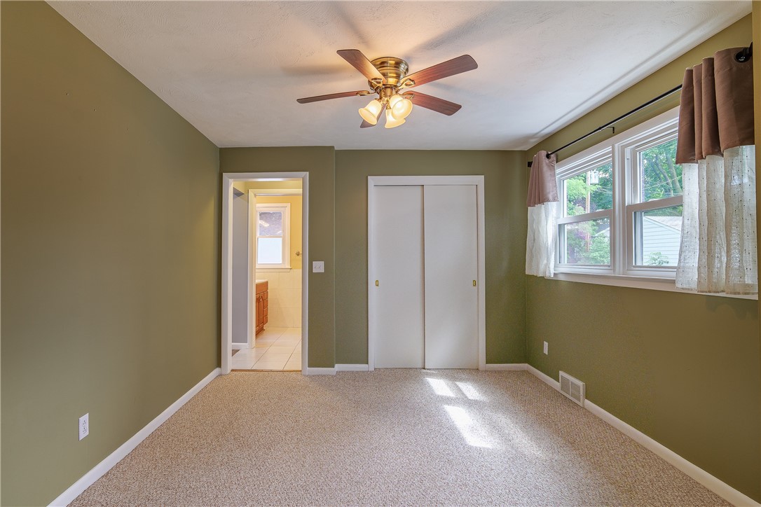 210 Laurelton Road Irondequoit, NY 14609 - Photo 23 of 50